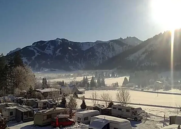 Appartement Alpenwelt Tannheimer Tal - Farbennest Mit Fruehstueck Teekueche *