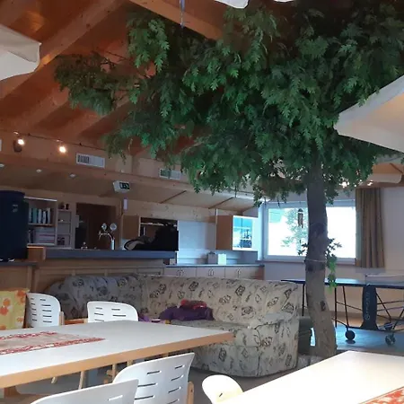 Apartment Alpenwelt Tannheimer Tal - Farbennest Mit Fruehstueck Teekueche